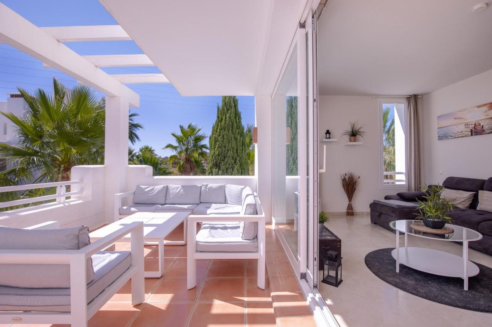Alcazaba Lagoon Estepona Golf Apartment Luaran gambar