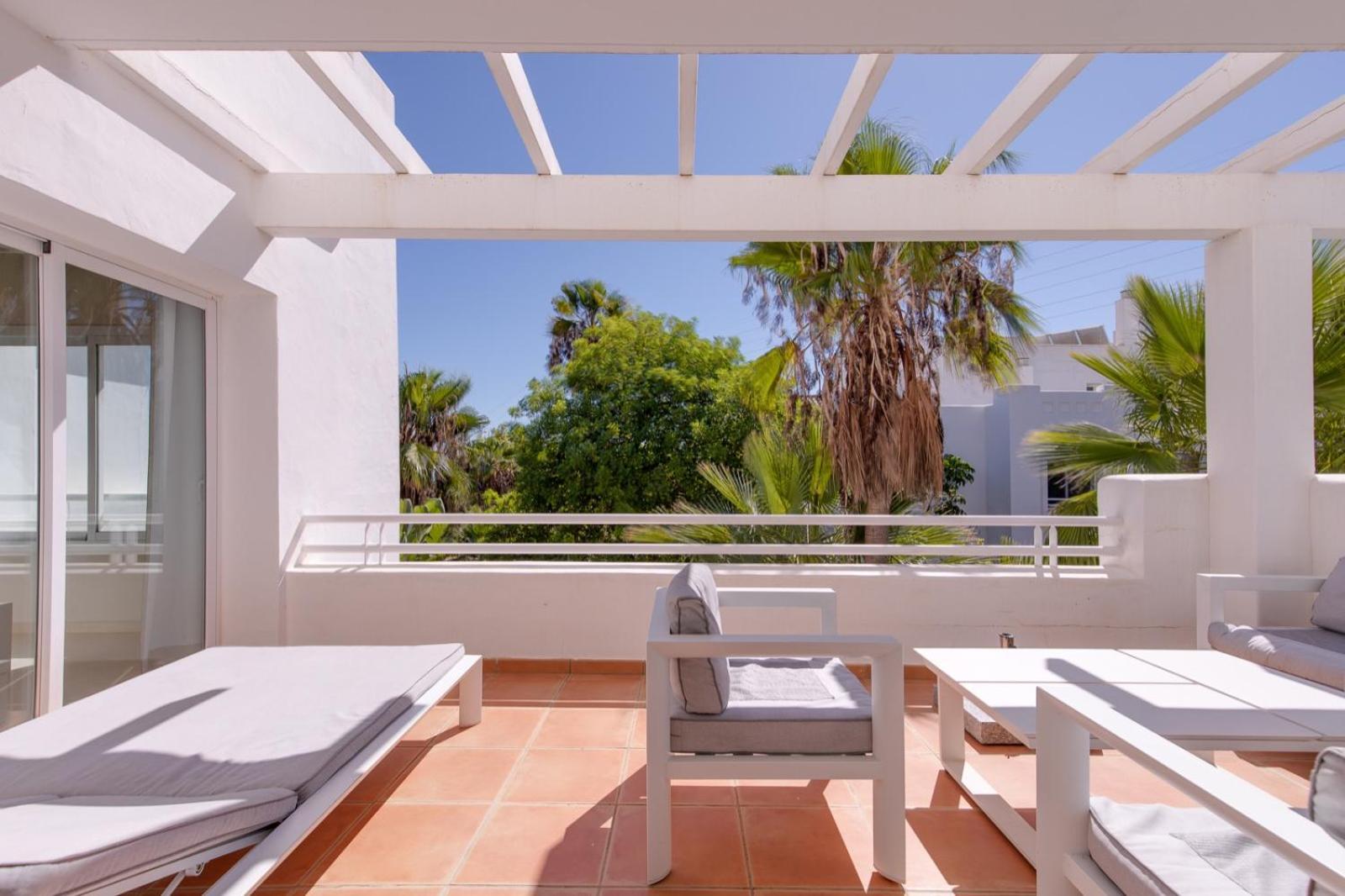 Alcazaba Lagoon Estepona Golf Apartment Luaran gambar