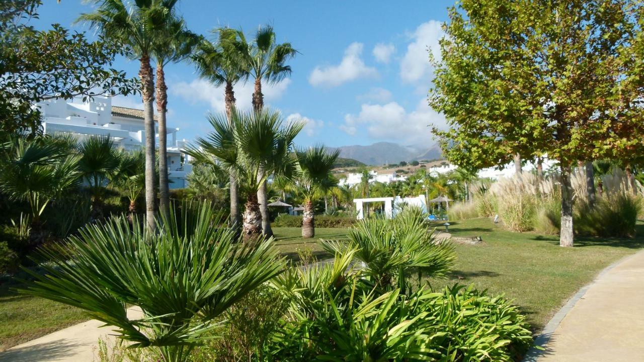 Alcazaba Lagoon Estepona Golf Apartment Luaran gambar