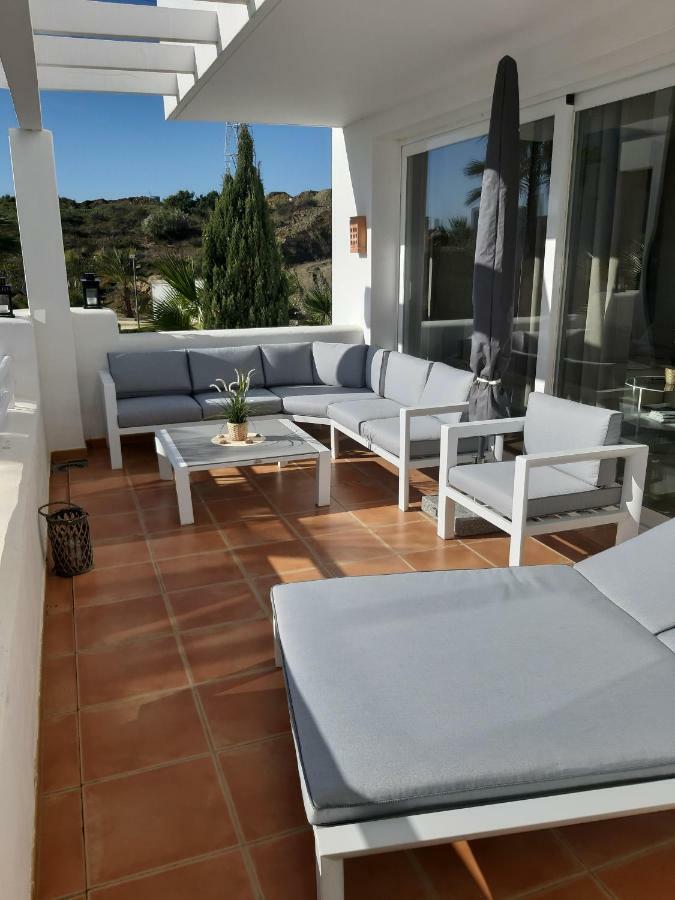 Alcazaba Lagoon Estepona Golf Apartment Luaran gambar